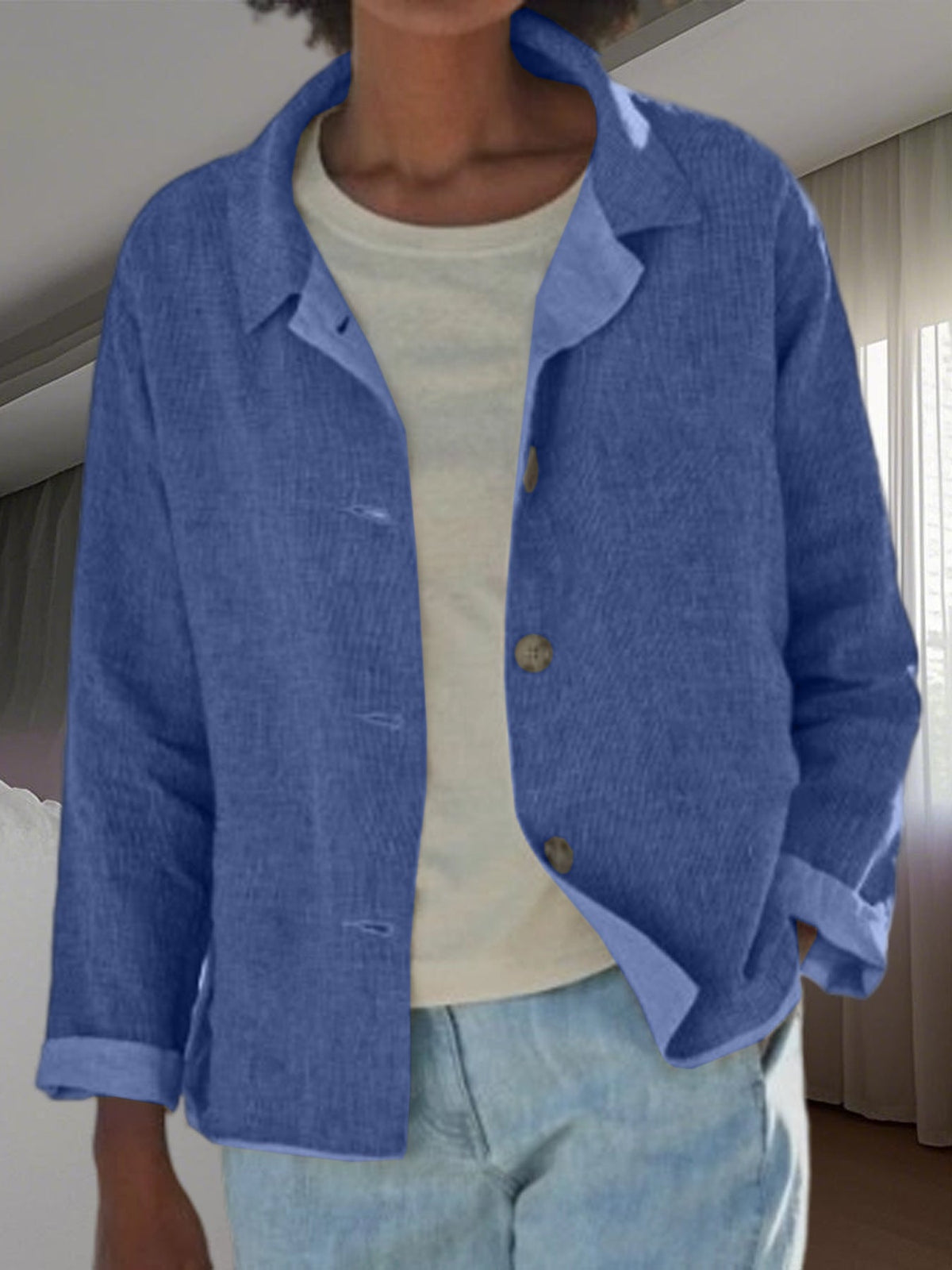 Women Lightweight and Casual Cotton Jacket with Buttoned Details Fashion Glam