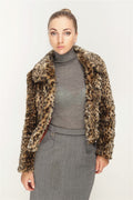 Ladies short jacket made of synthetic fur with a tailored cut, lapel collar and concealed closure Fashion Glam