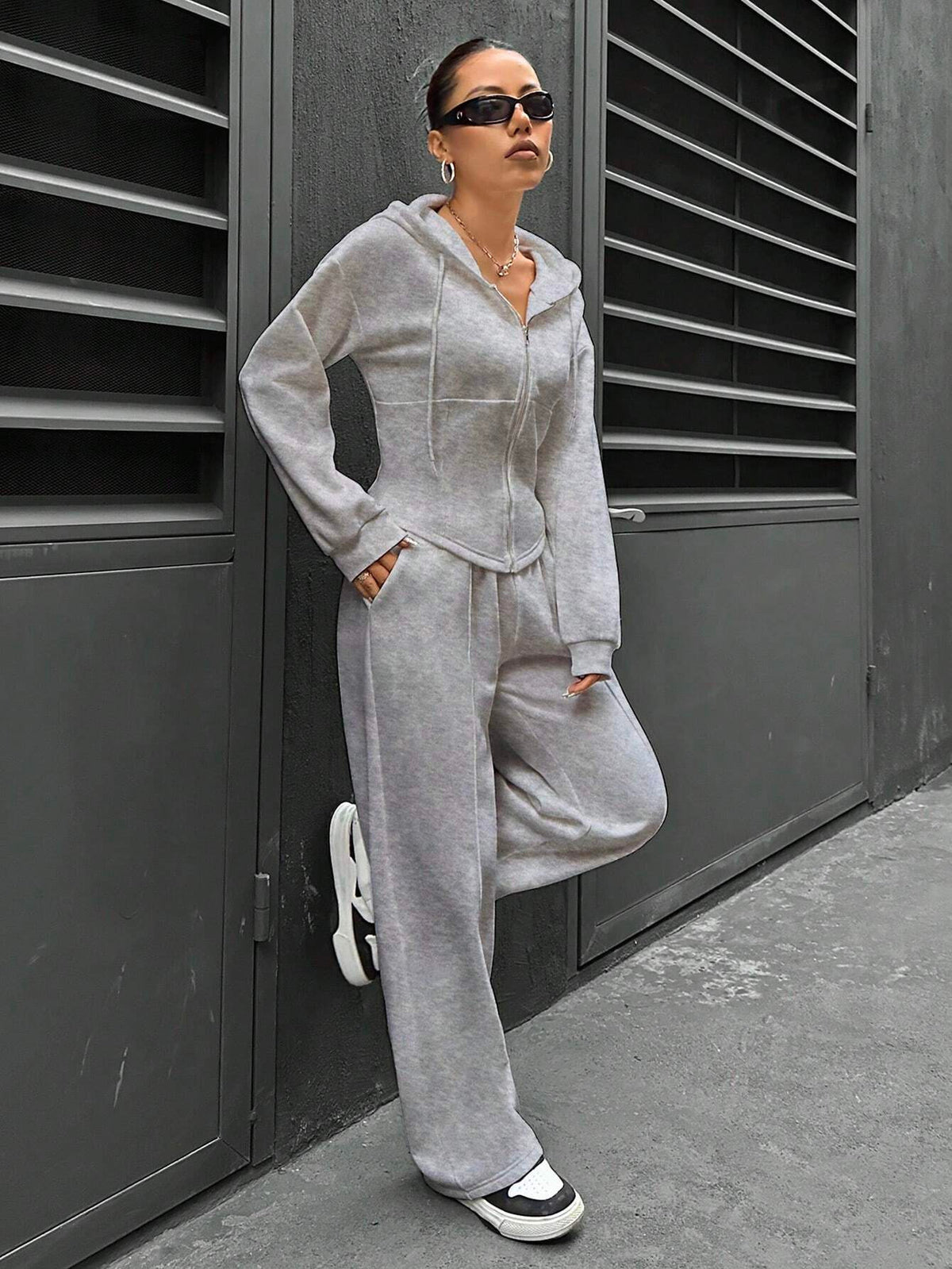 Women’s loungewear set with fitted hooded jacket and loose fleece jogging pants Fashion Glam