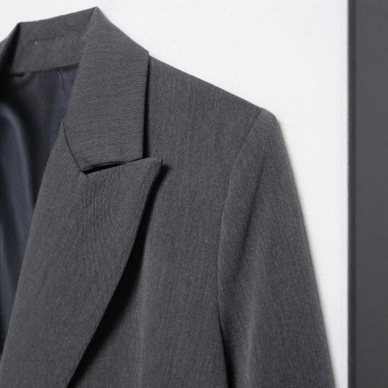 Women's oversized structured double-breasted blazer with wide lapels and patch pockets Fashion Glam