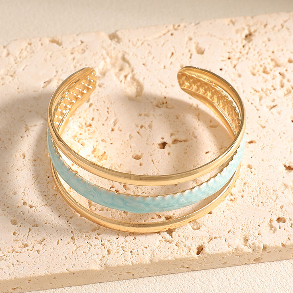 Women Open Bangle with Artistic Relief Design Fashion Glam