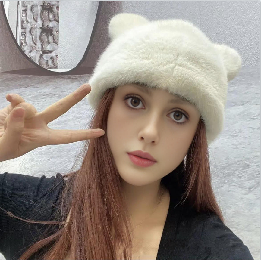 Ladies Cozy Hat with Bear Ears made of high-quality Faux Fur Fashion Glam