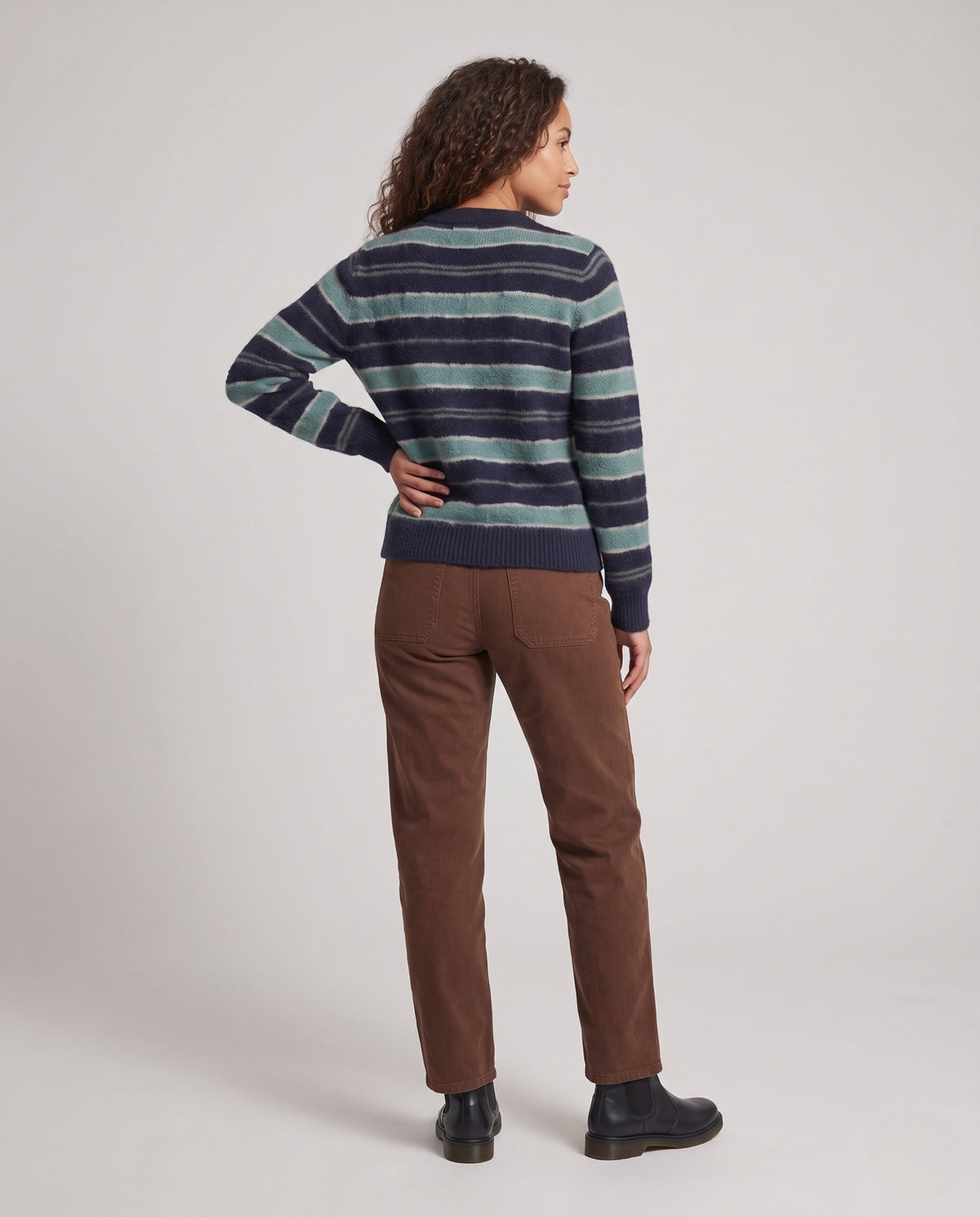 Product 10997474066778 - back_view