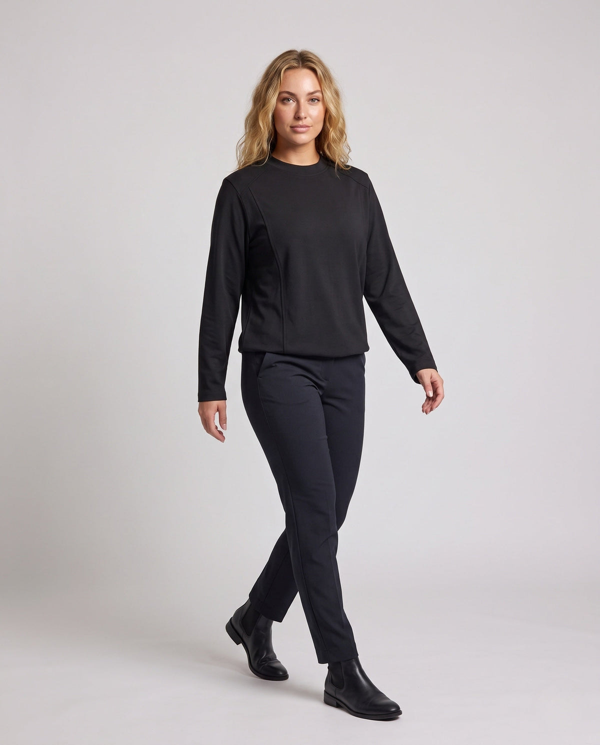 Product 11002324975962 - full_body_front