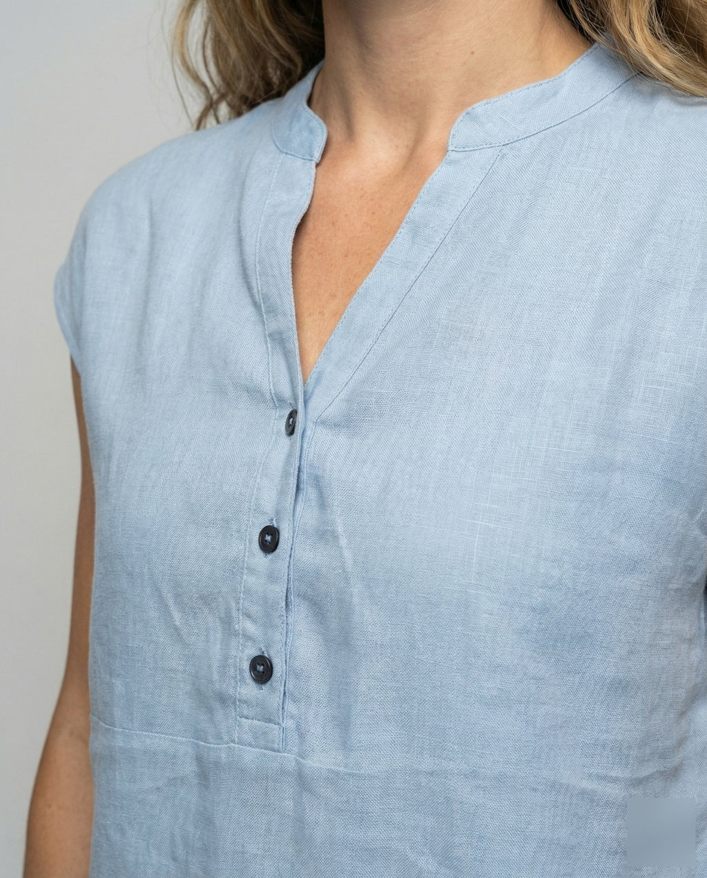 Product 15566693105994 - close_up_detail