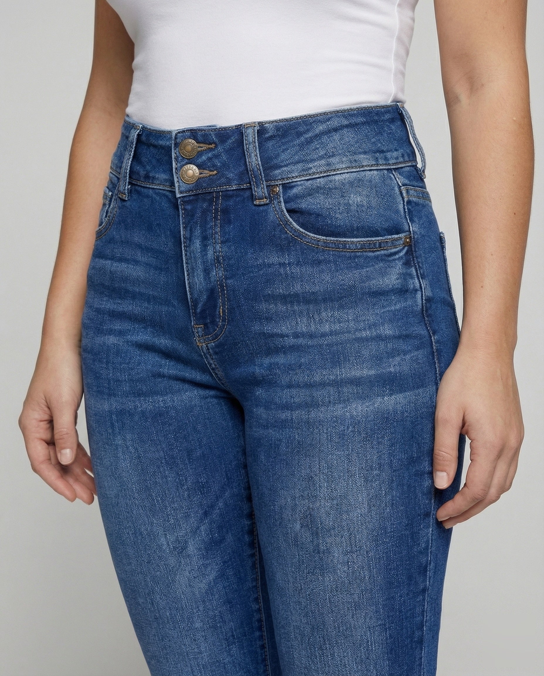 Product 15583530615114 - close_up_detail