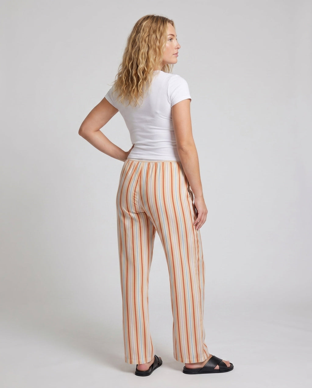 Product 15606929097034 - back_view