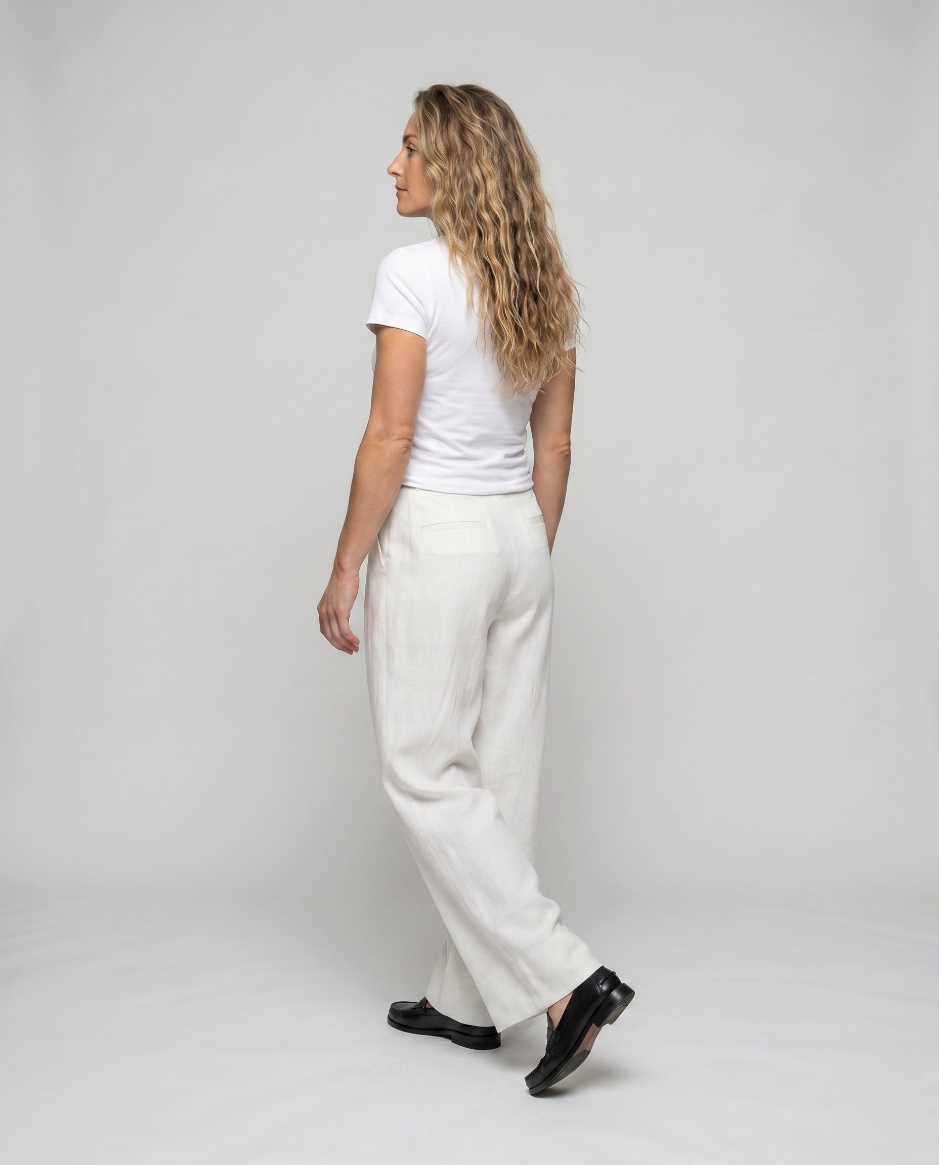 Product 15611845017930 - back_view