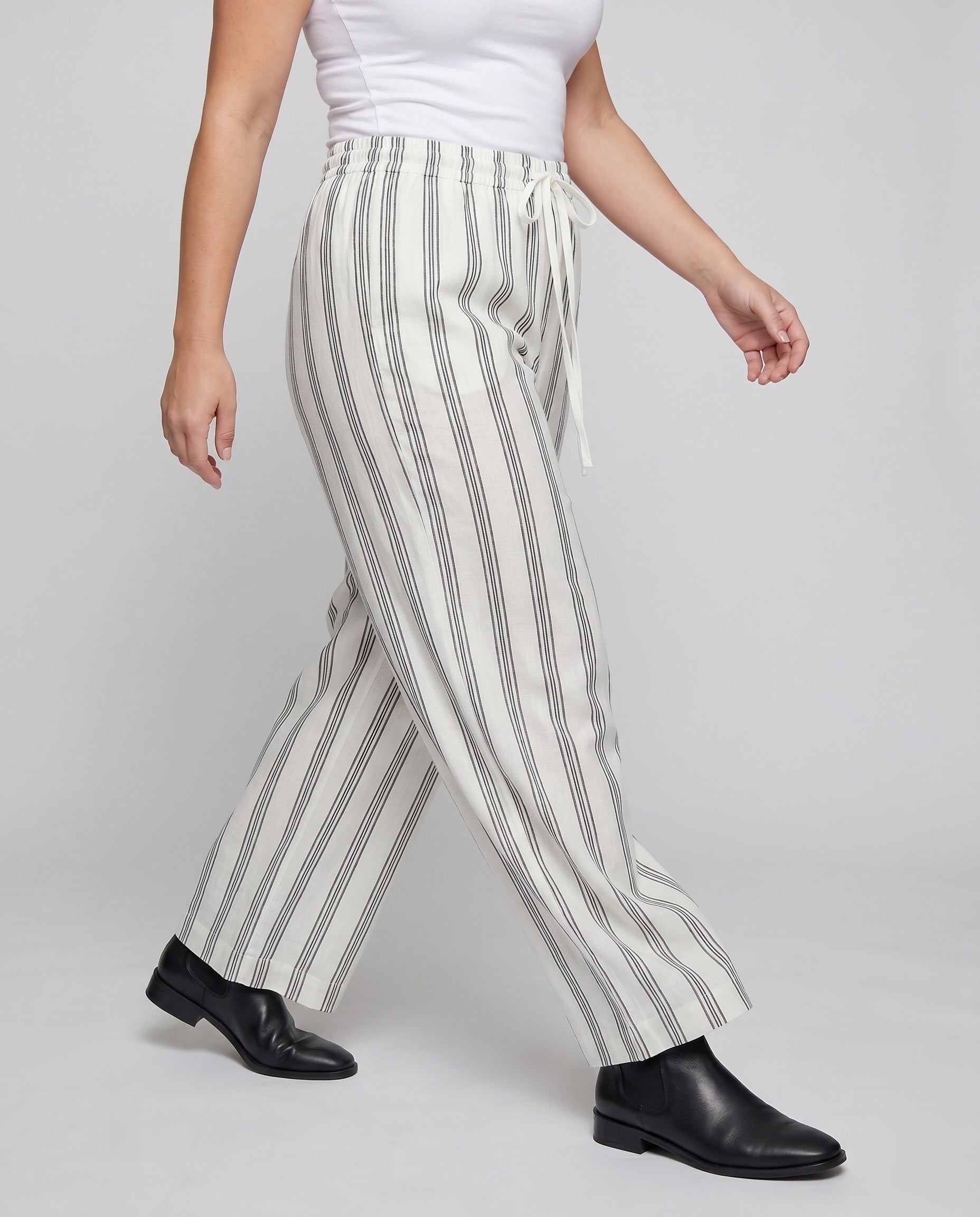 Product 15611885486410 - lower_body