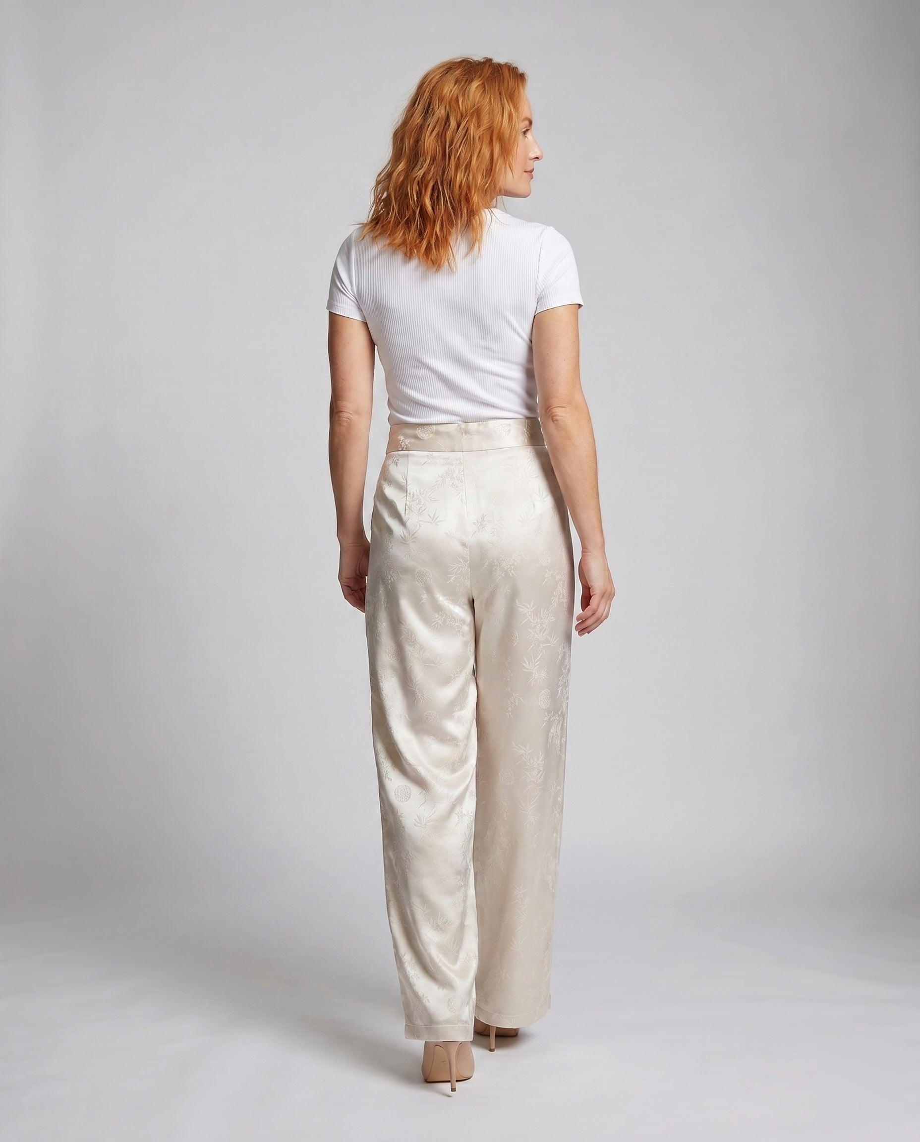 Product 15620217995594 - back_view