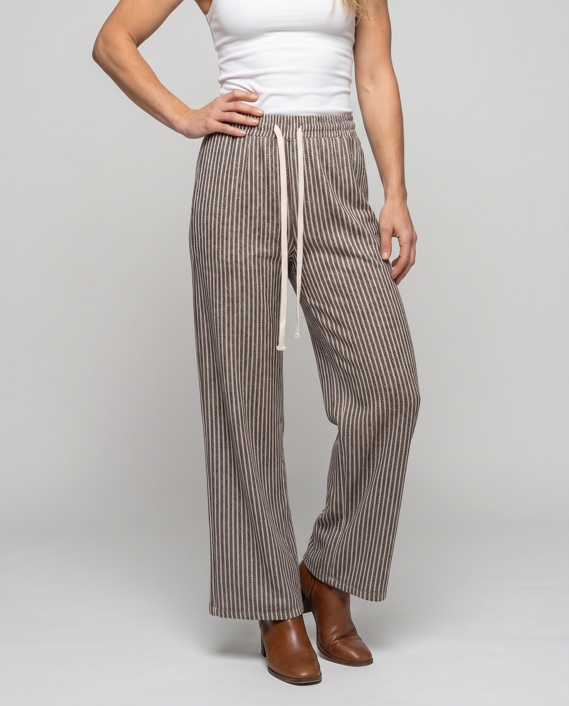 Product 15620256399690 - lower_body