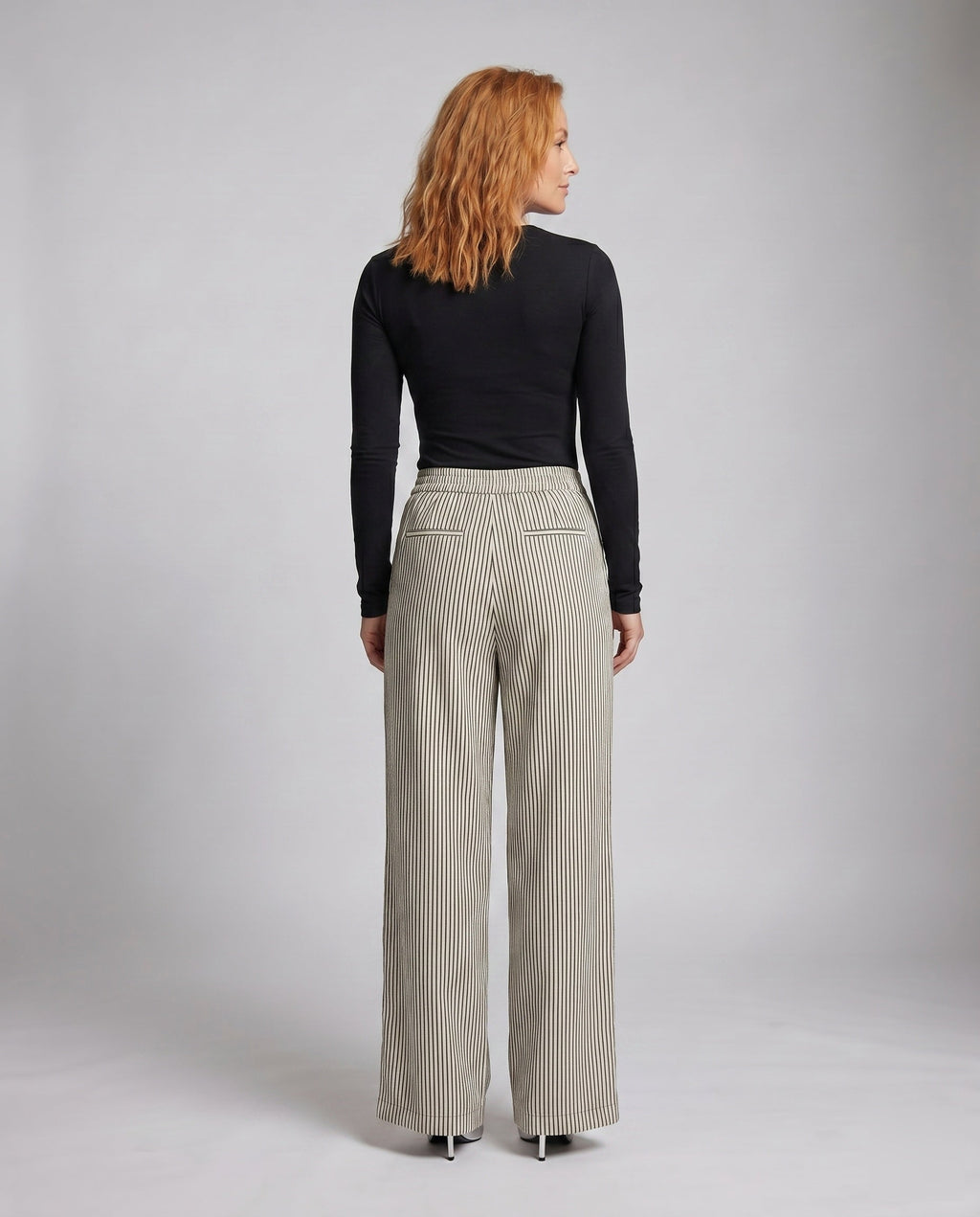 Product 15624534917450 - back_view