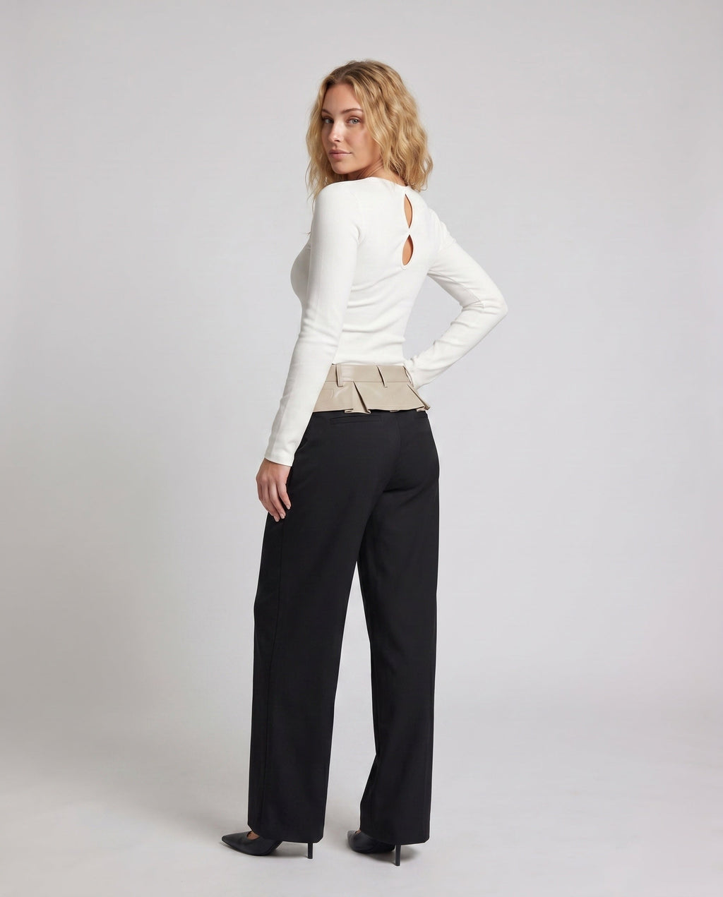 Product 15624535081290 - back_view