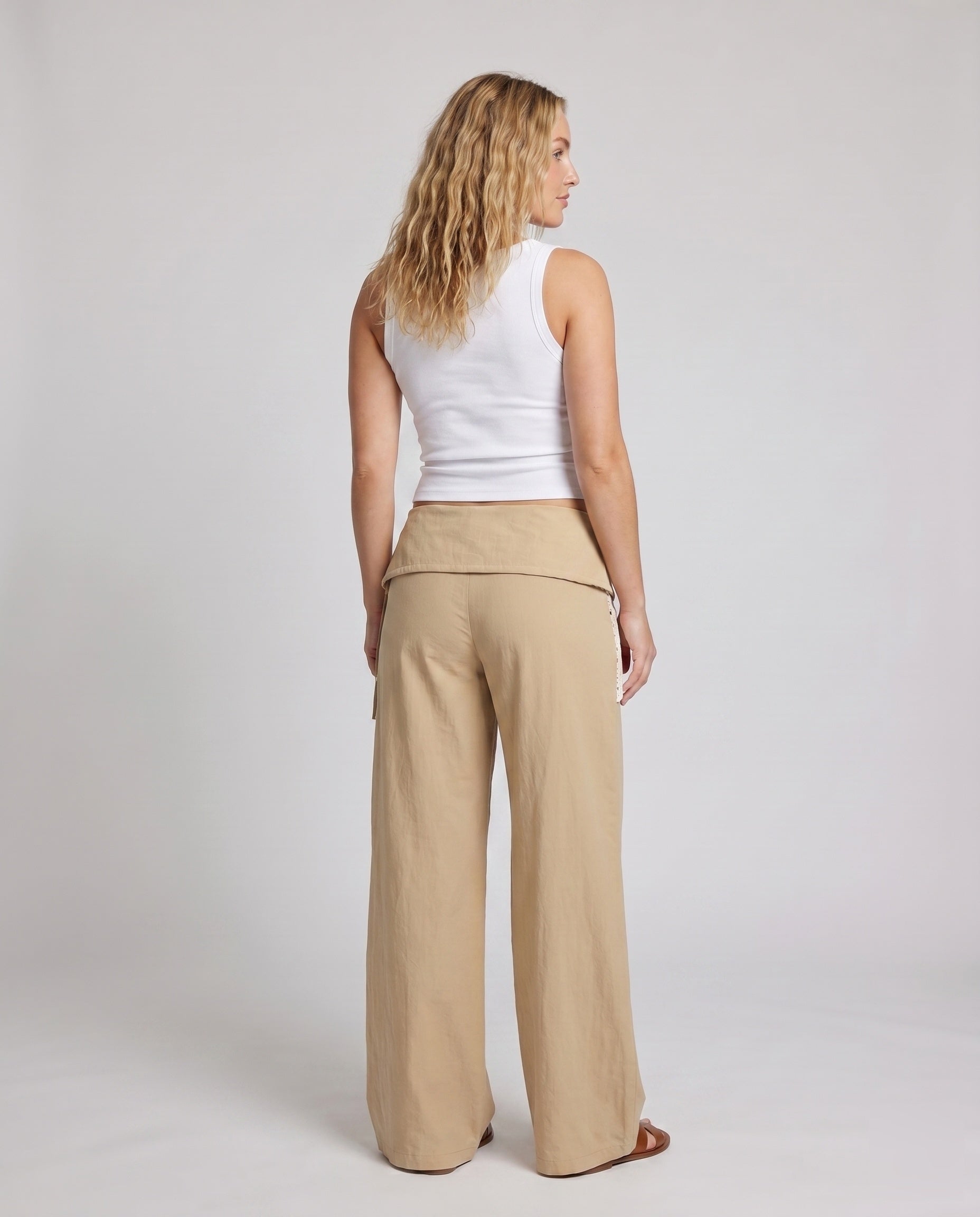 Product 15624548647242 - back_view