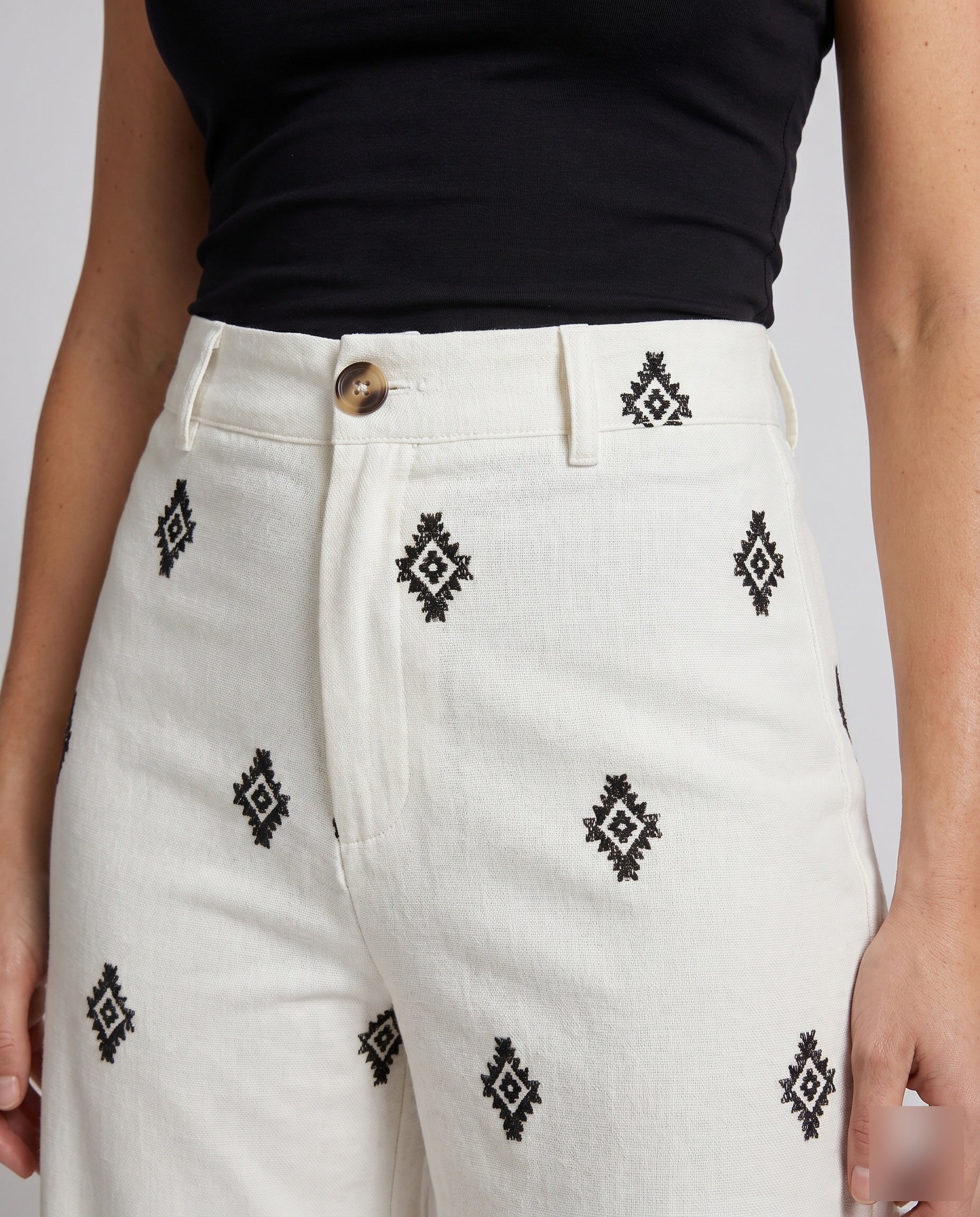 Product 15625019752778 - close_up_detail