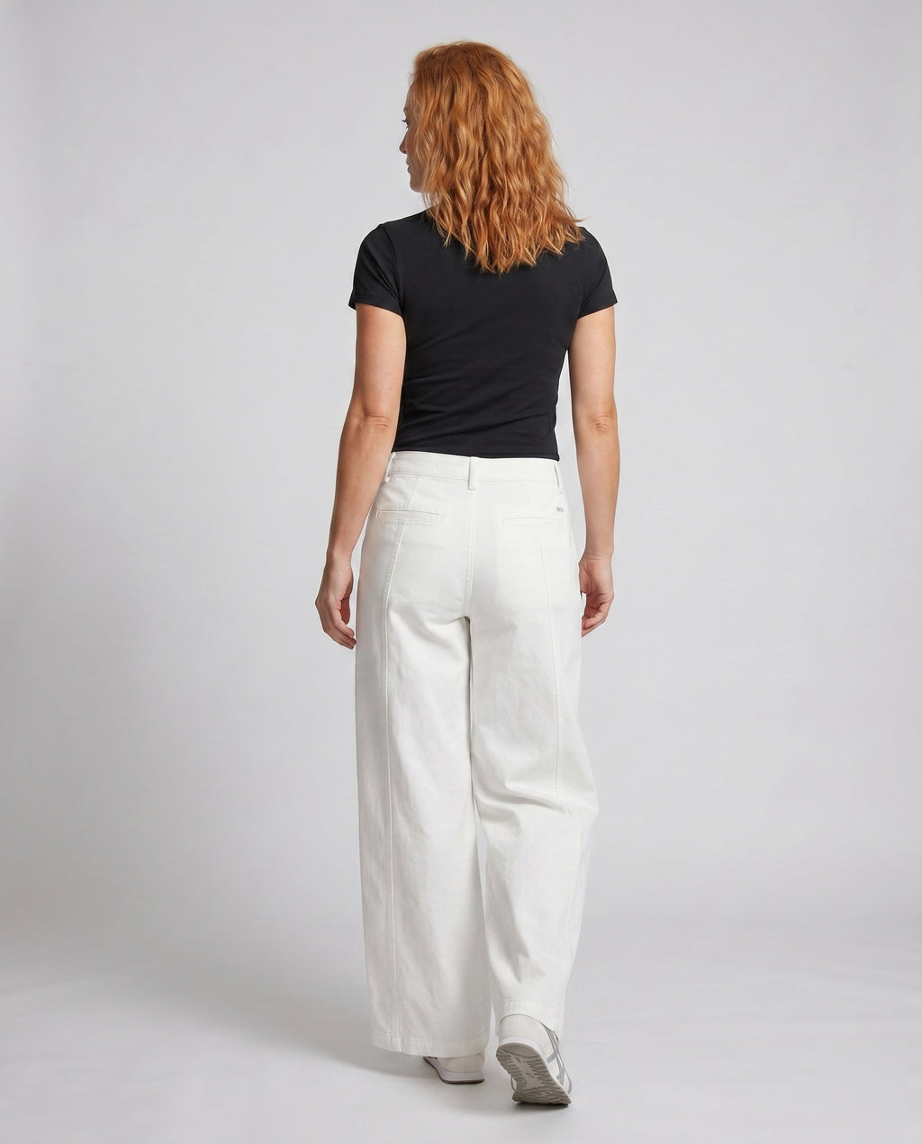 Product 15627229954378 - back_view