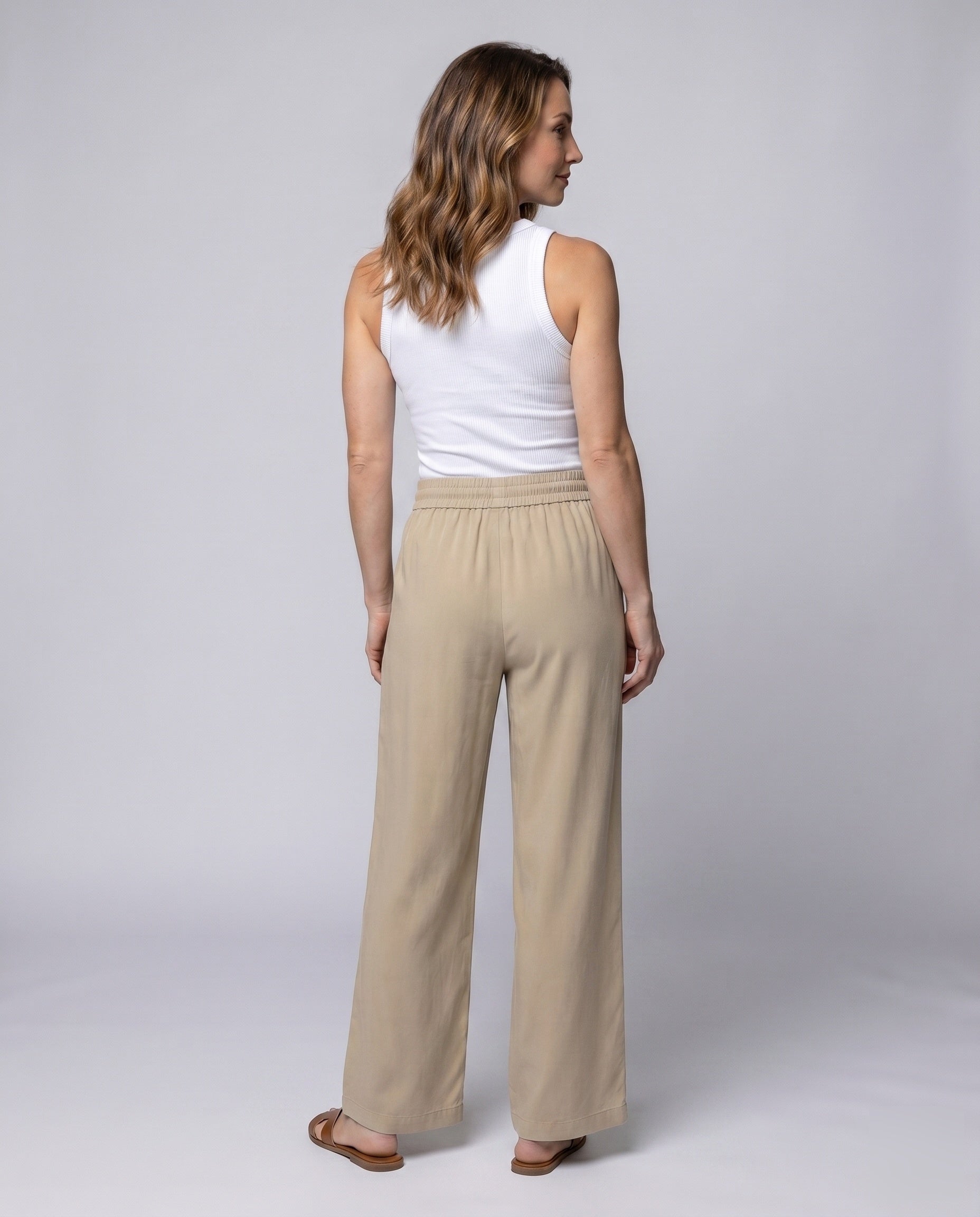 Product 15633175052618 - back_view