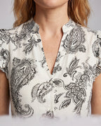 Product 15636283785546 - close_up_detail