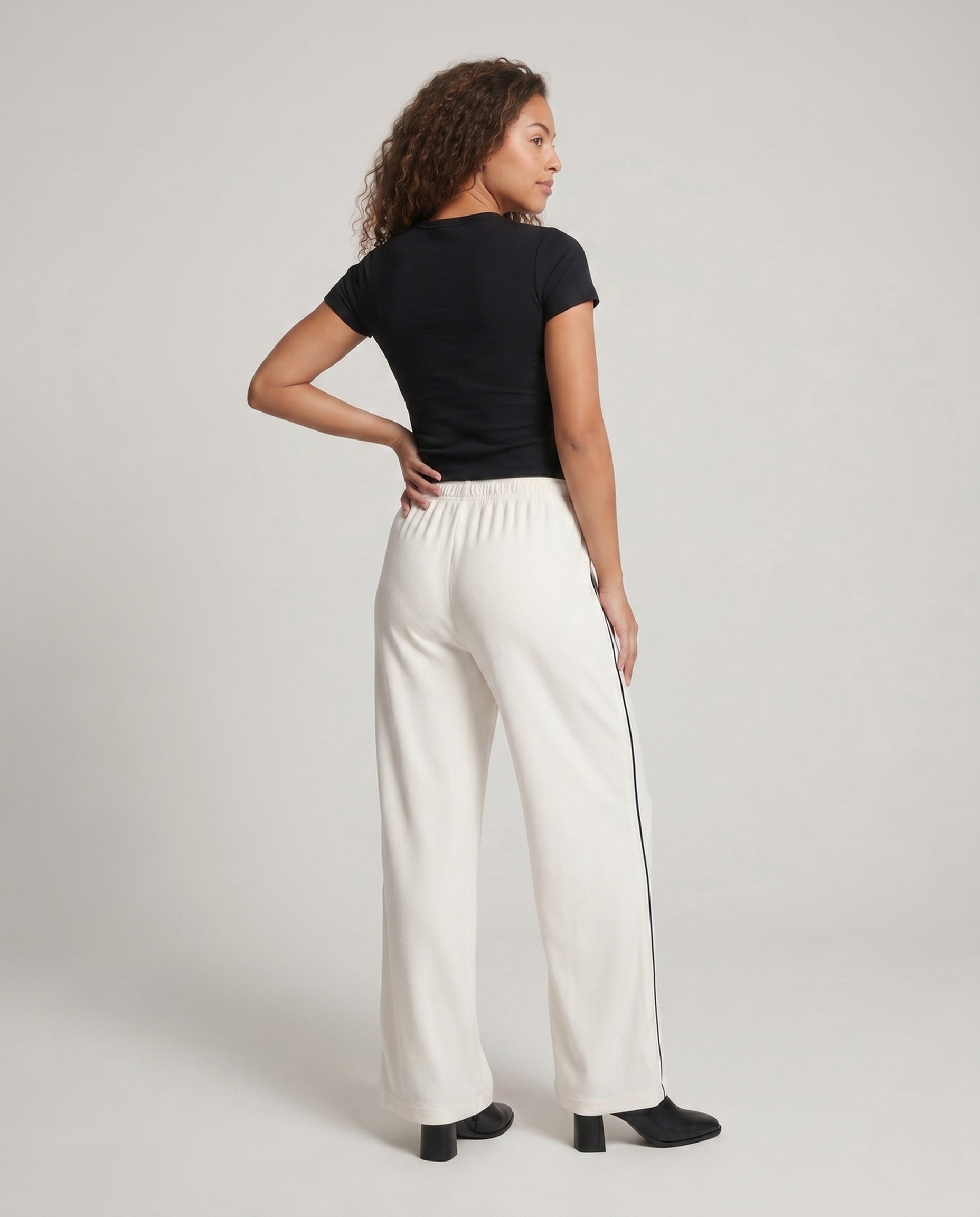 Product 15659688722762 - back_view