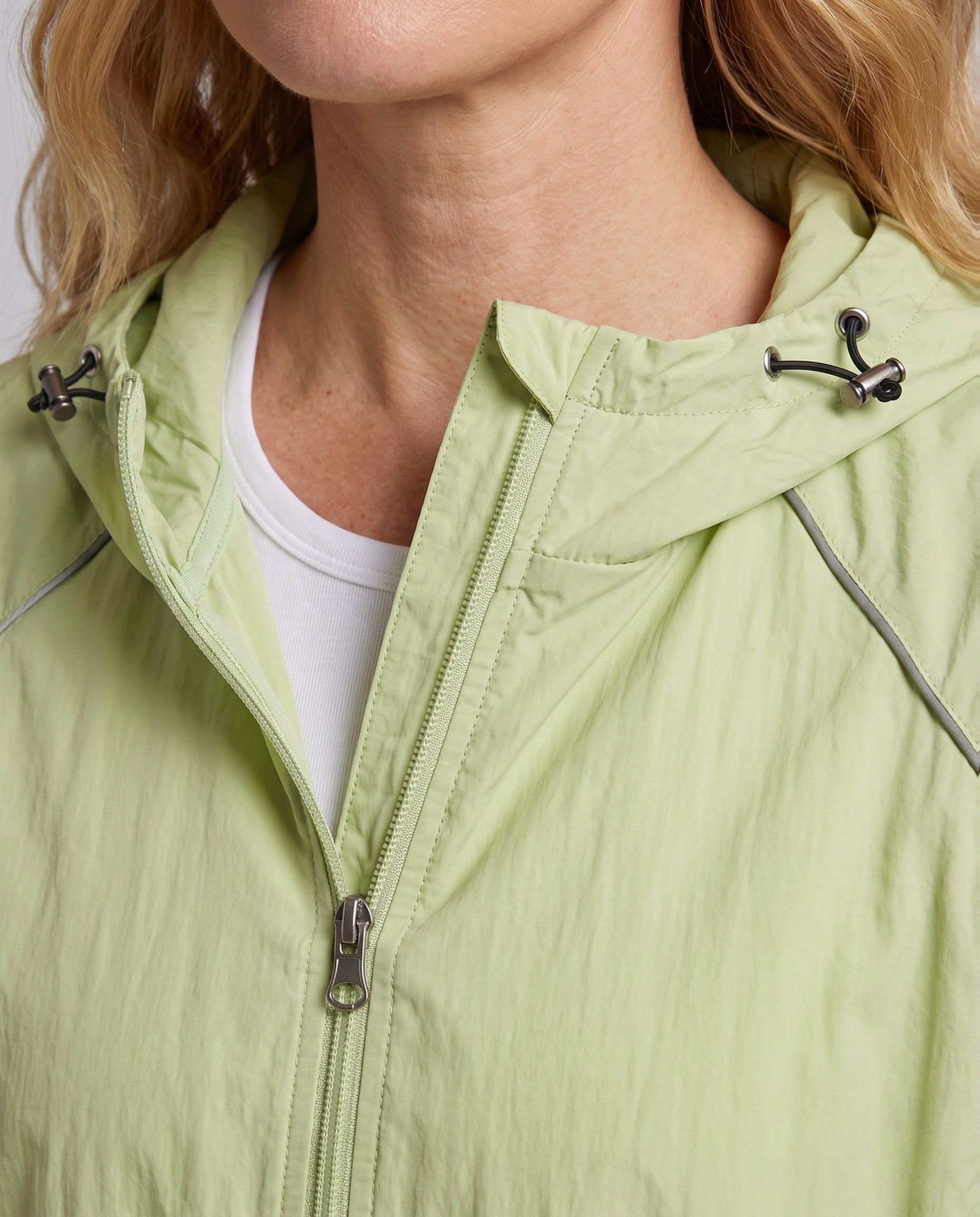 Product 15861485961546 - close_up_detail