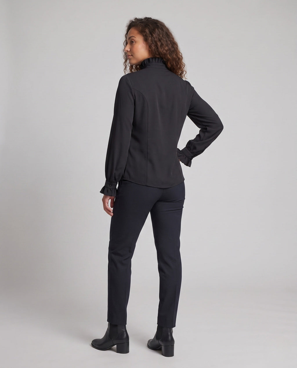 Product 15960135565642 - back_view
