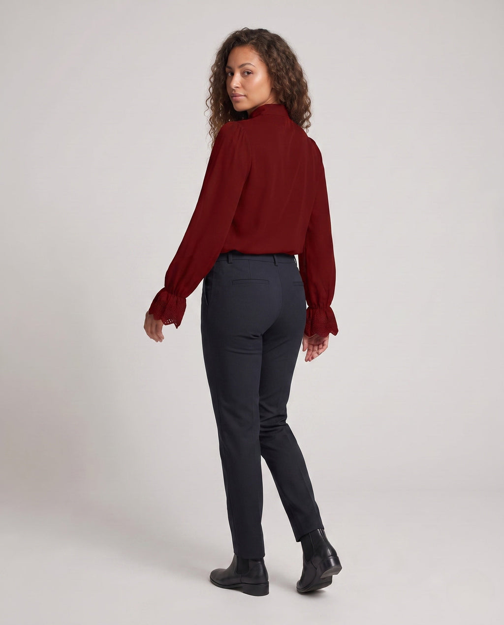Product 15960135696714 - back_view