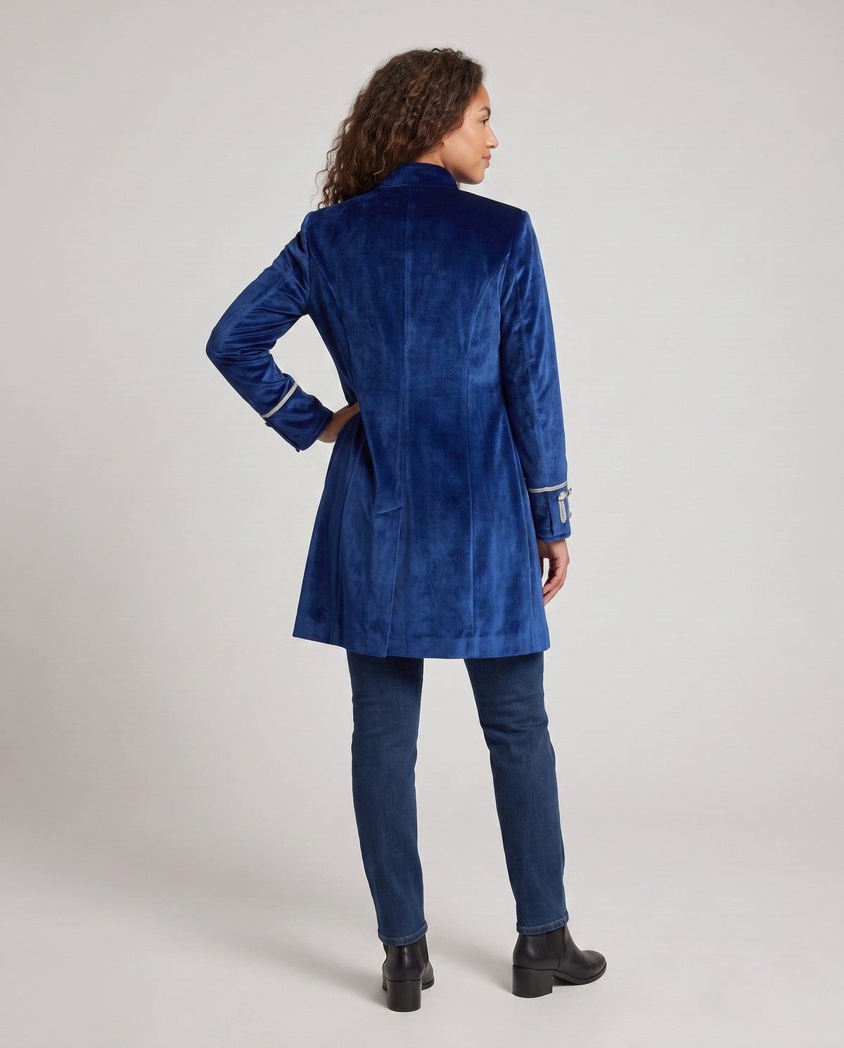 Ladies elegant velvet tailcoat with elaborate buttons Fashion Glam