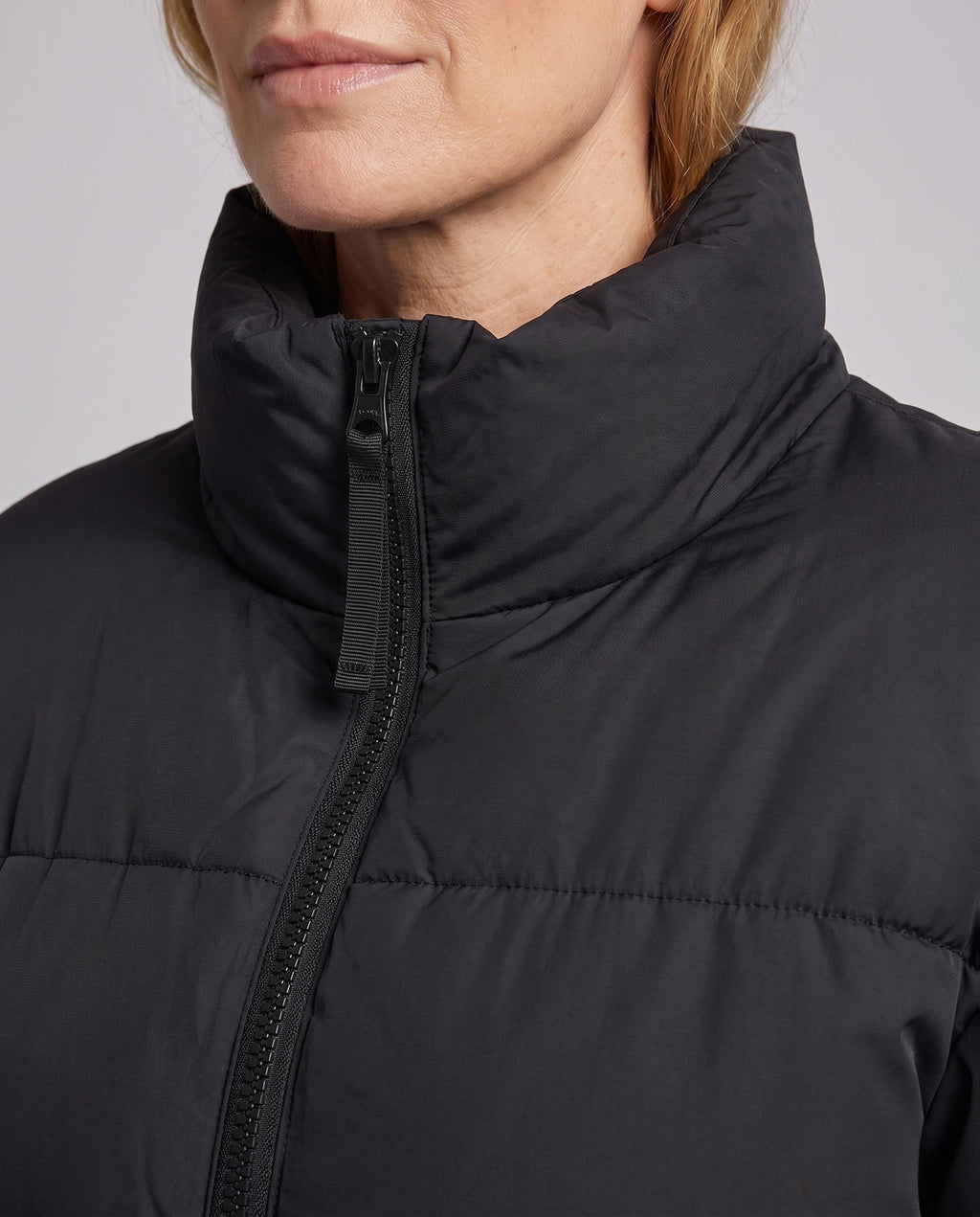 Product 15966051926346 - close_up_detail