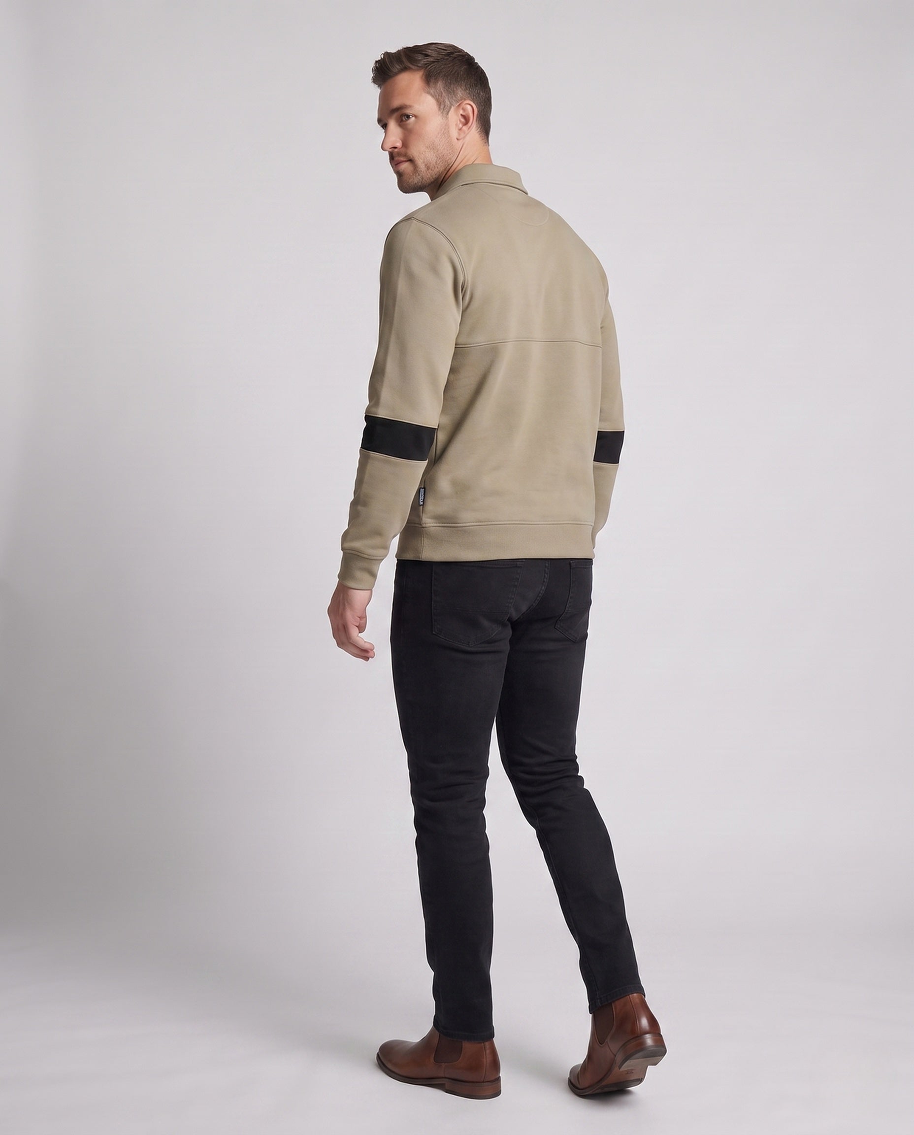 Product 15977138749770 - back_view