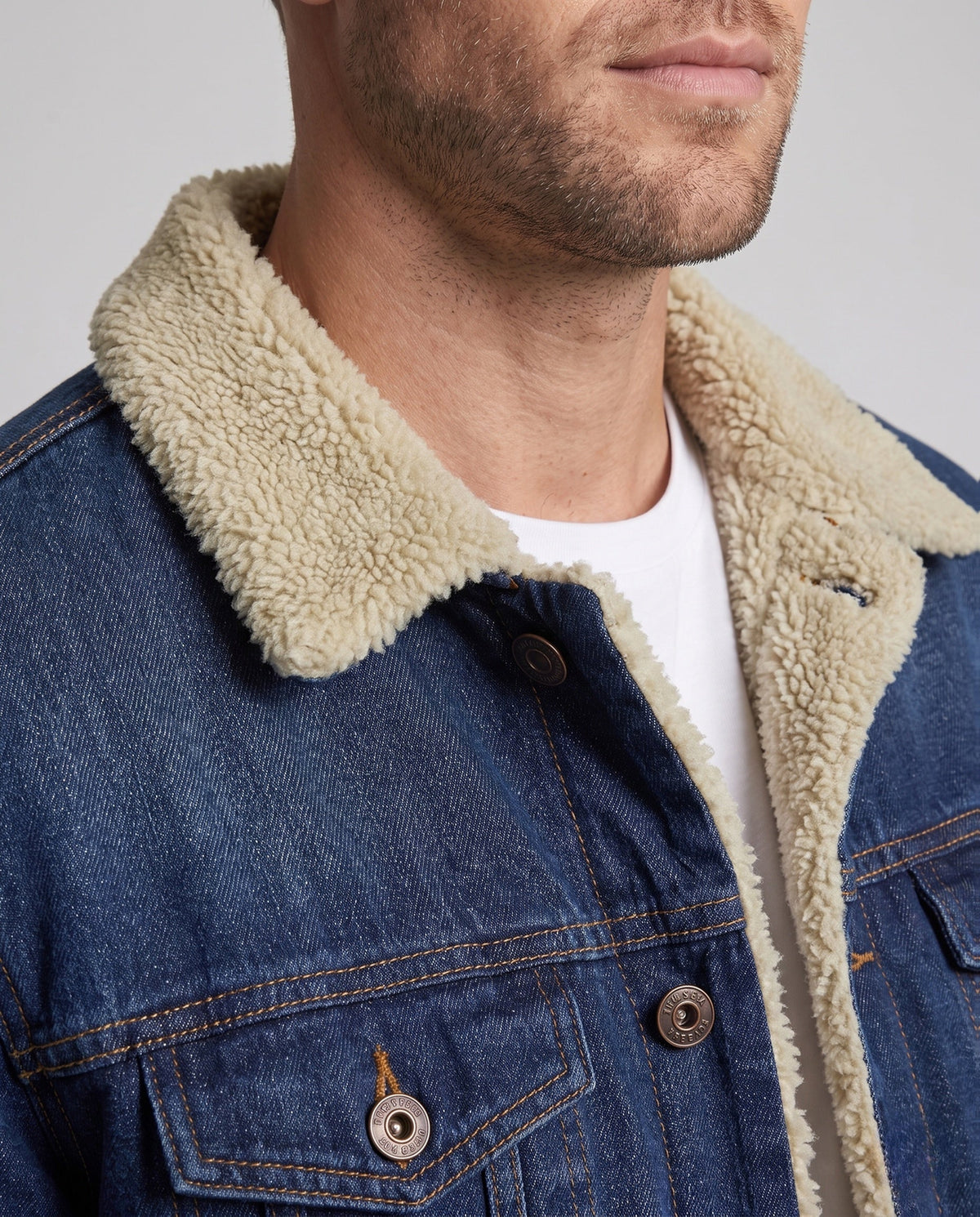 Product 15977504112970 - close_up_detail