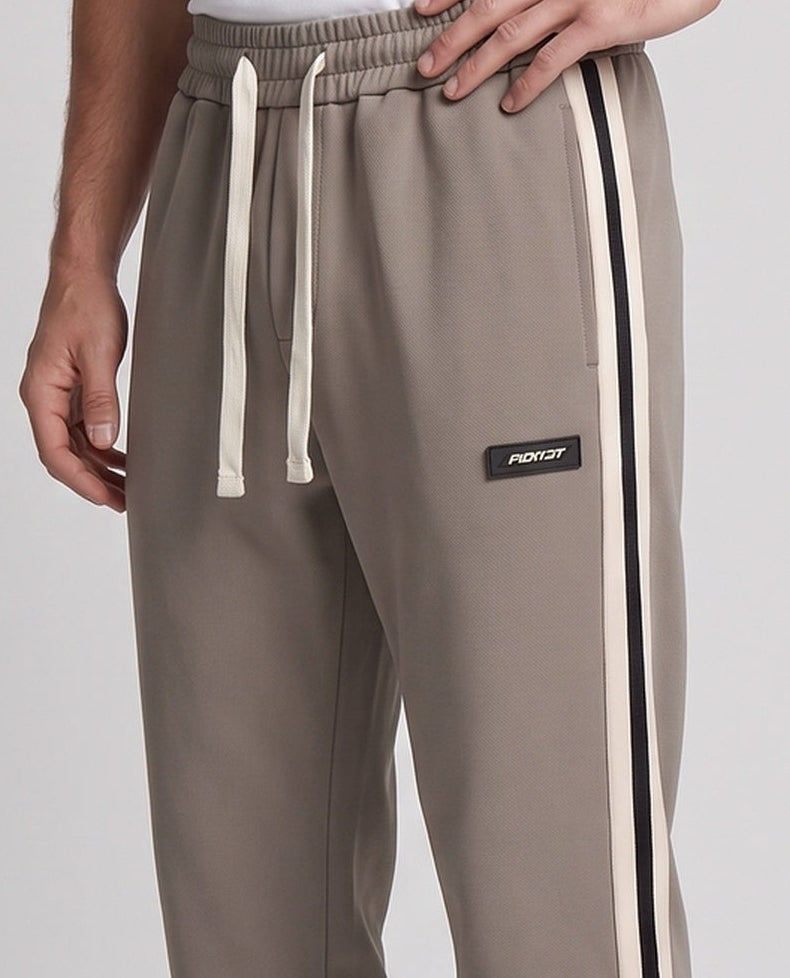 Men's sporty jogging pants with side contrast stripes Fashion Glam