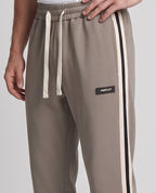 Men's sporty jogging pants with side contrast stripes Fashion Glam