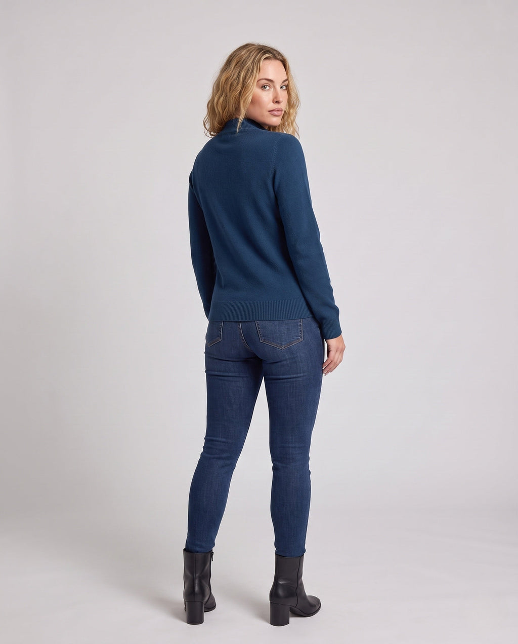Product 16033018806602 - back_view