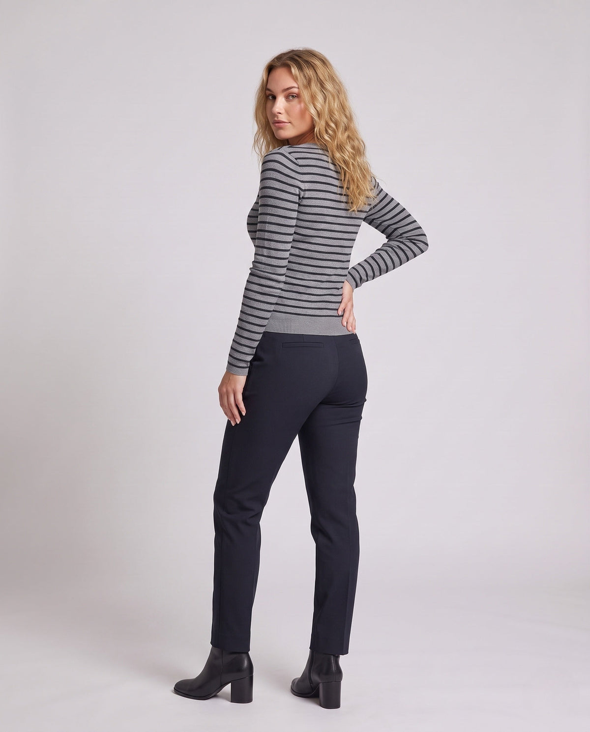 Product 16034478686538 - back_view