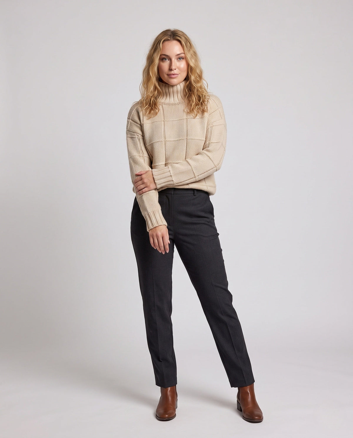 Product 16034480554314 - full_body_front