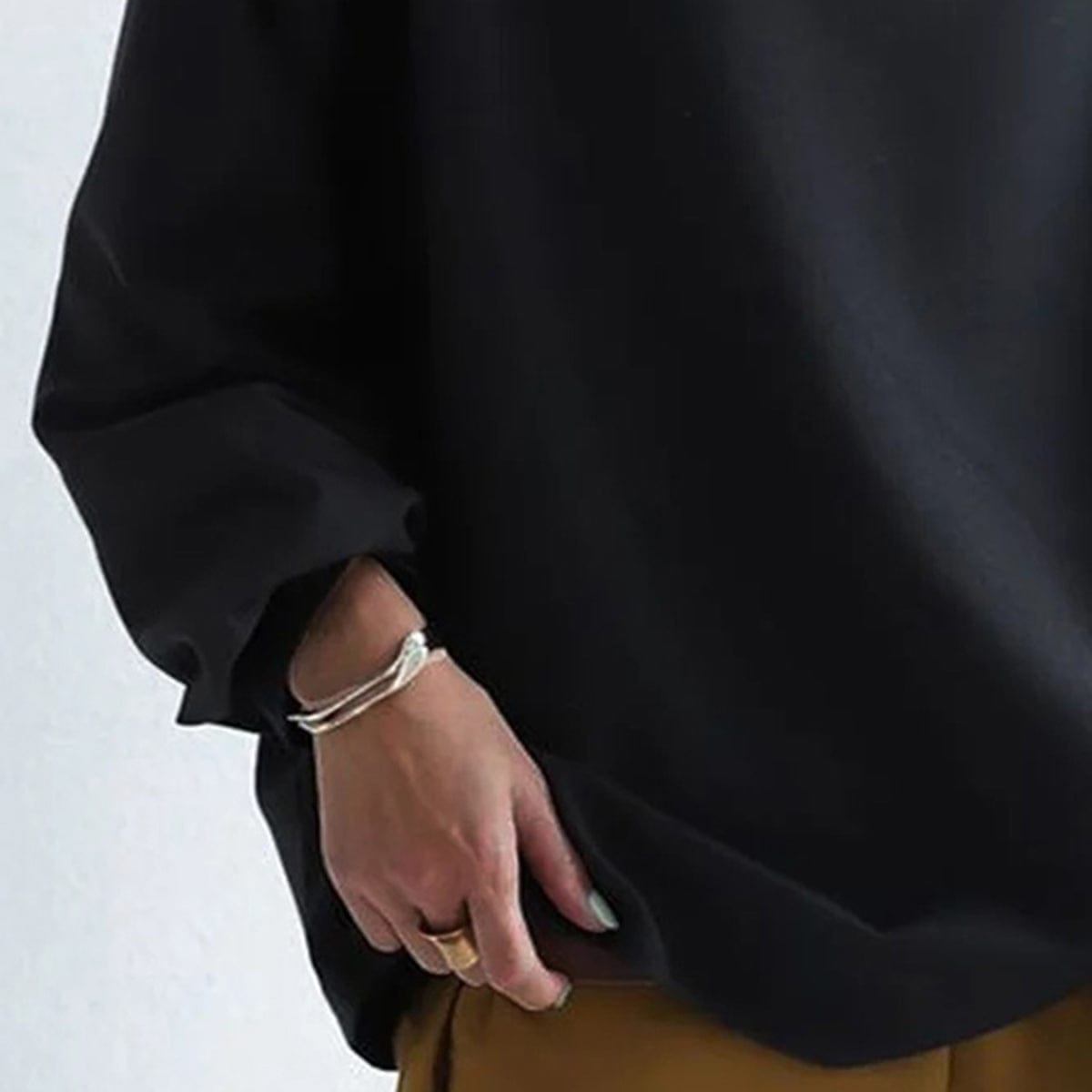 Fashion Glam | Elegant Loose-Fit Turtleneck Blouse