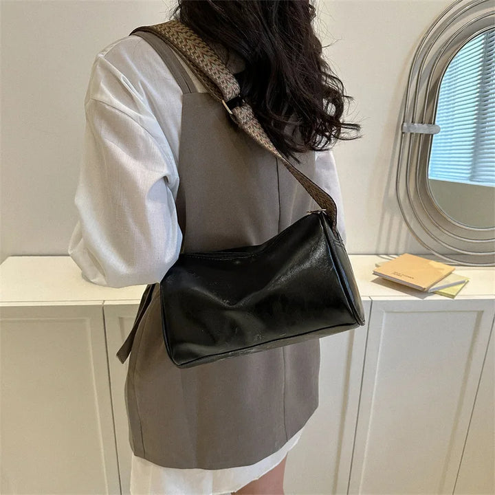 Cassia - Vintage Crossbody Bag