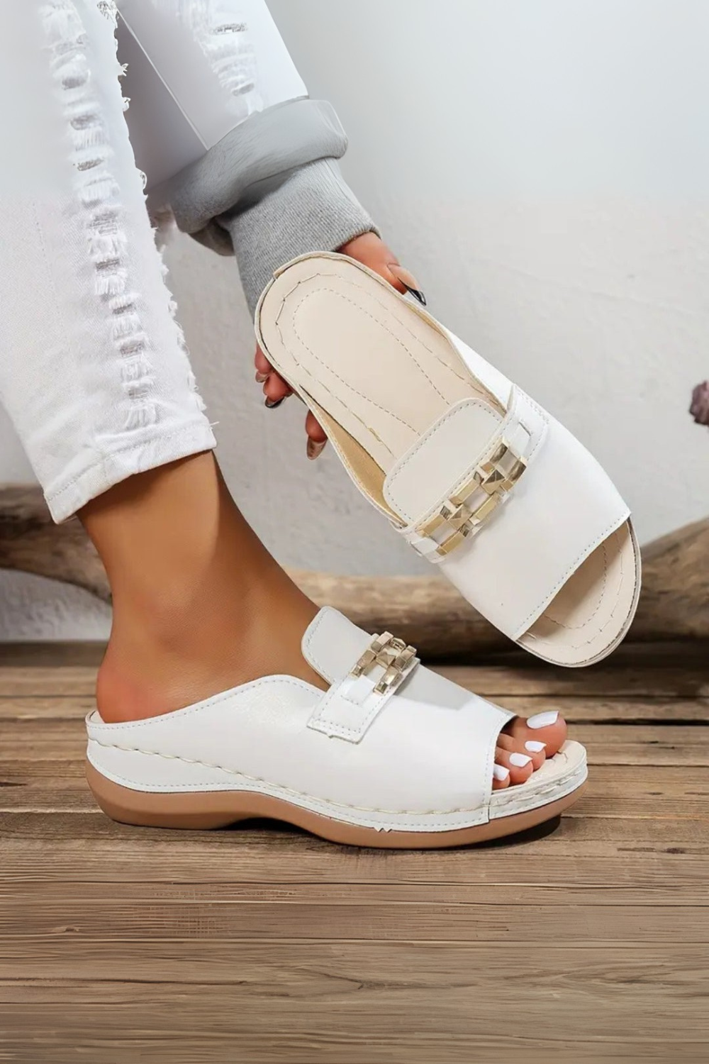 Brittany | Comfy Buckle Sandals