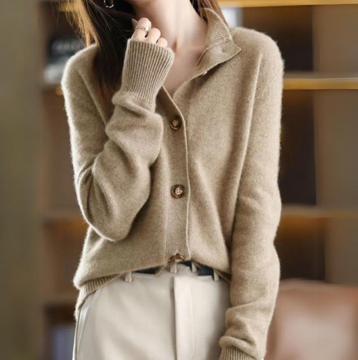 ELLA – ELEGANT BUTTON-UP CARDIGAN