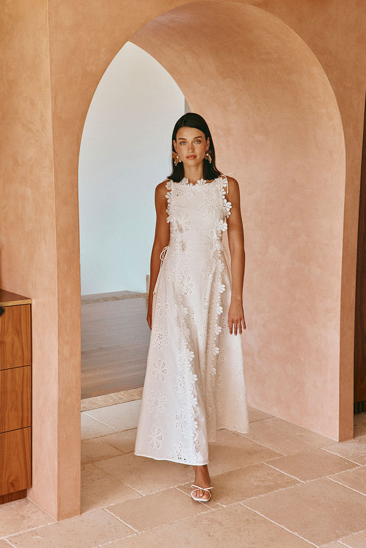 ELARA – BLOOMING GRACE MAXI DRESS