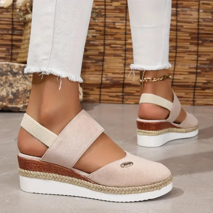 ISAMIRA – ORTHO-LIFT PLATFORM SUPPORT SANDALS