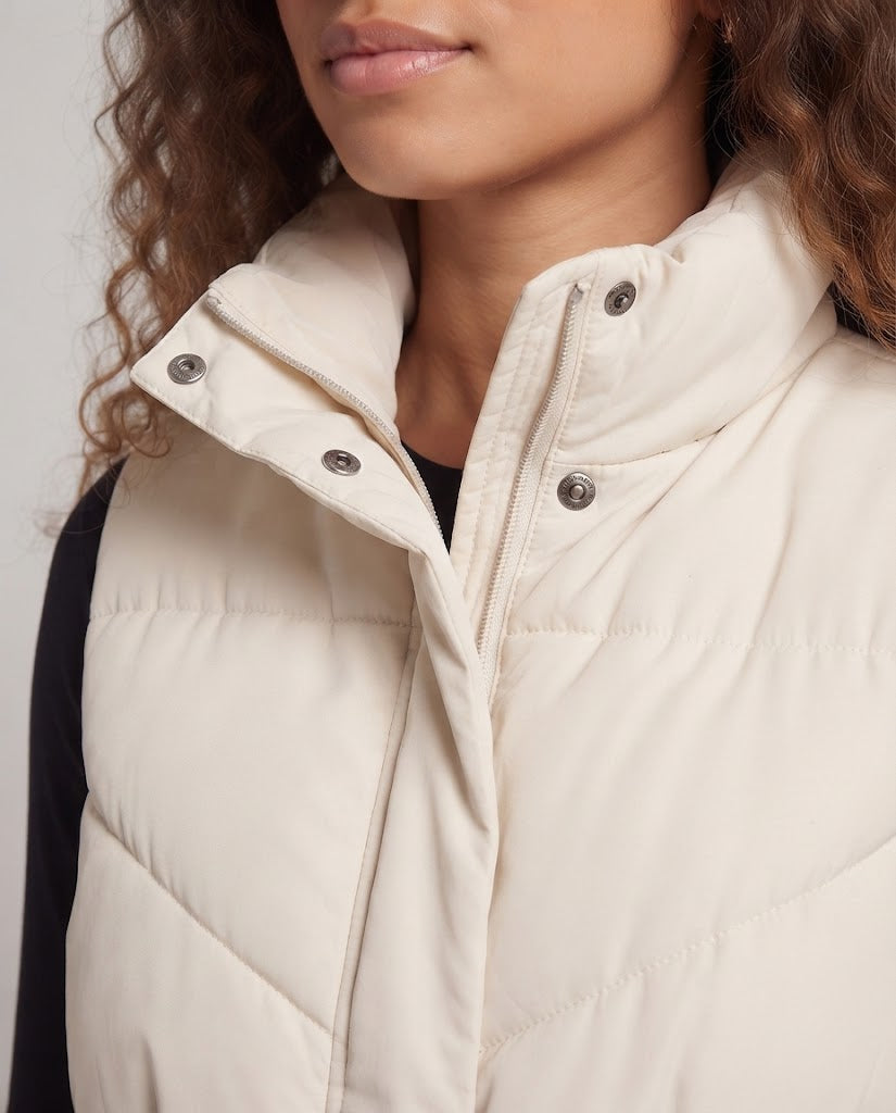 Women's quilted padded vest with high stand-up collar and side zip pockets Fashion Glam