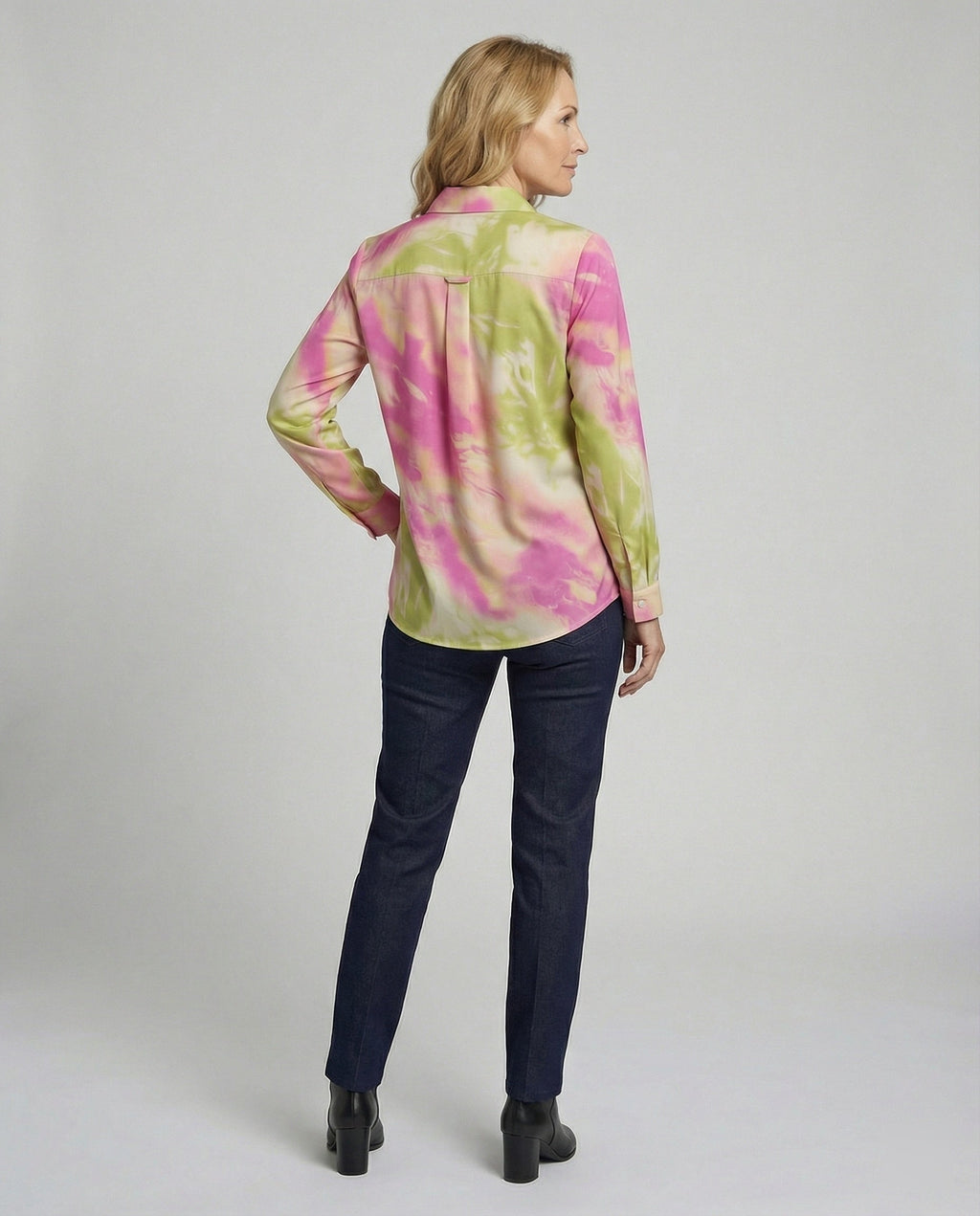 Women's Blouse Top Viscose Batik with Kent Collar