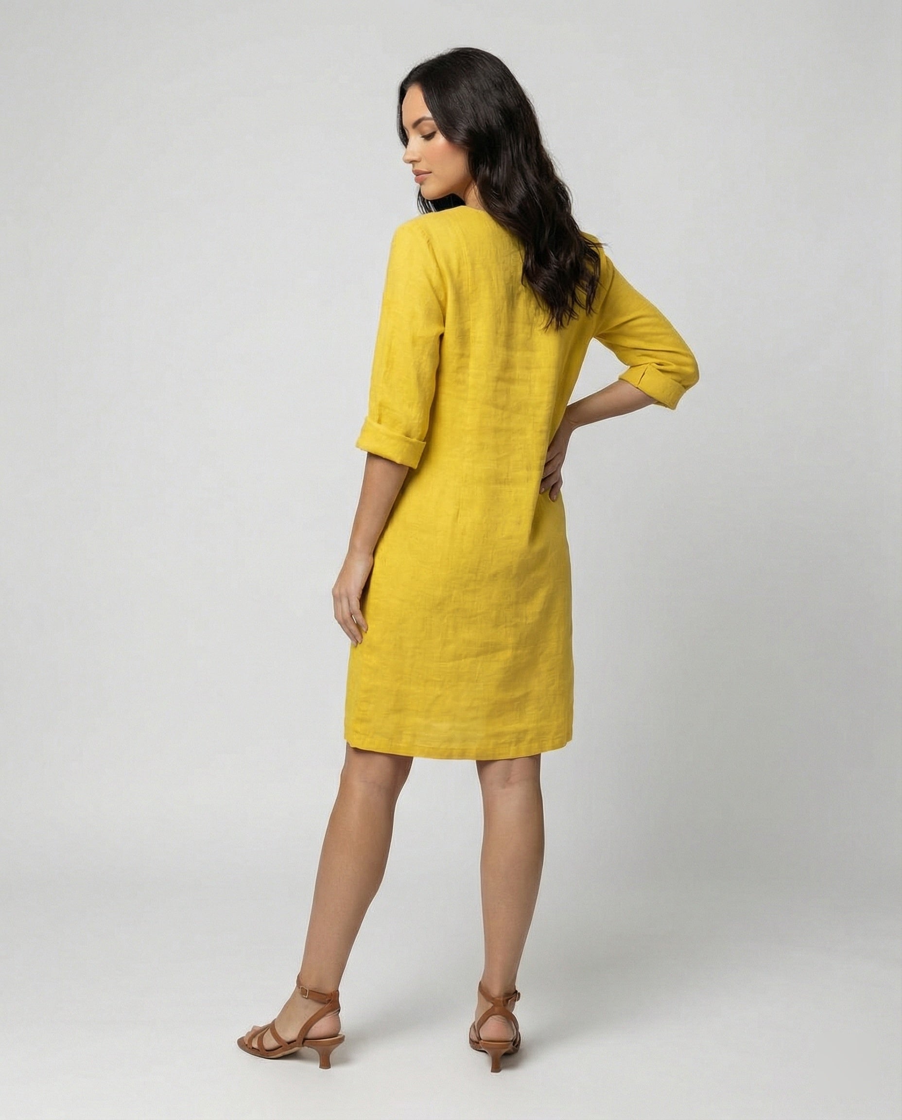 Women's linen dress with a loose fit and elegant V-neck