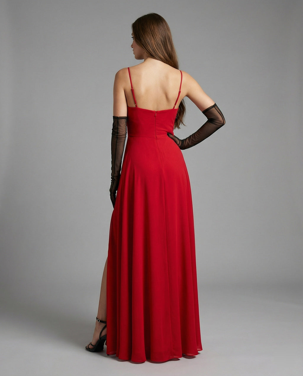 Women Elegant Evening Dress with Flowing Skirt and Deep Slit