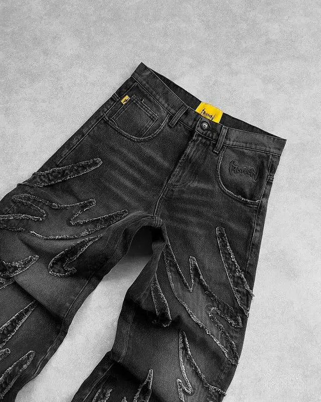 Fashion Glam | Retro Baggy Jeans In Streetwear Style