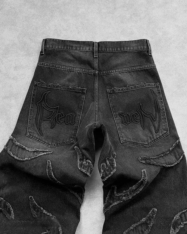 Fashion Glam | Retro Baggy Jeans In Streetwear Style