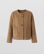 Women's short jacket made of wool blend with round neckline, patch pockets and boxy silhouette Fashion Glam