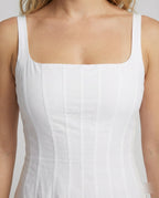 Women's mid dress with elegant cut