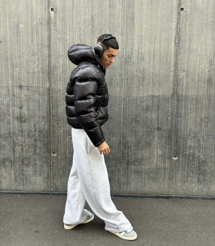 Fashion Glam | Men's Puffer Jacket - With Hood and Full-Length Zipper